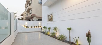 Host Prime Boutique hotel 04