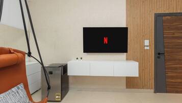 Blackout curtains, iron/ironing board, free WiFi