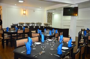 Dining - Nat City Hotel Nuwaraeliya (Nuwaraeliya)