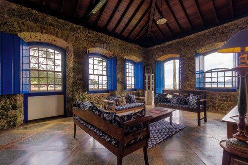 Historic house in the center of Paraty, with incredible sea views.