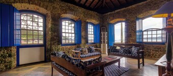 Historic house in the center of Paraty, with incredible sea views.