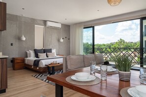 2 bedrooms, desk, iron/ironing board, travel cot