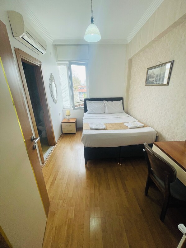 مكتب وواي فاي مجانًا