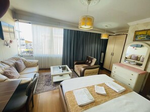 Habitación Confort | Escritorio y wifi gratis