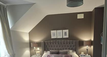 Elegant 4 bed Irish Retreat - Gateway to the Wild Atlantic Way