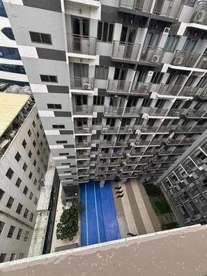 Standard Condo, 1 Bedroom, City View | Balcony view - Mystix's Pad (Pasay)