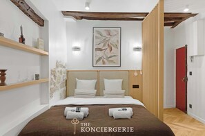 1 bedroom, iron/ironing board, travel cot, WiFi