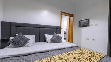 Family Suite | Cadar kapas Mesir, peralatan tempat tidur premium, busa memori, meja