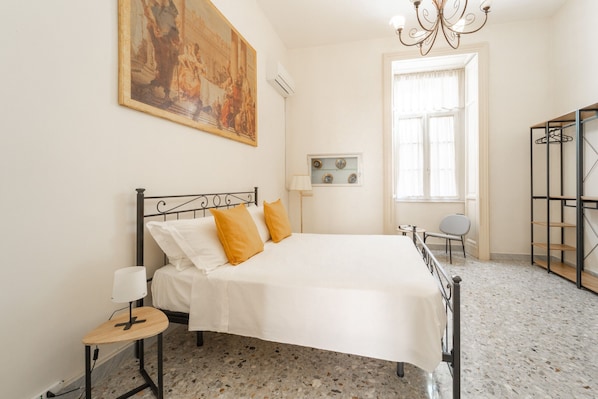 3 chambres, fer et planche à repasser, accès au Wi-Fi (inclus)