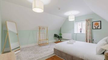 2 bedrooms, Internet, bed sheets