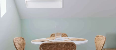 تناول الطعام