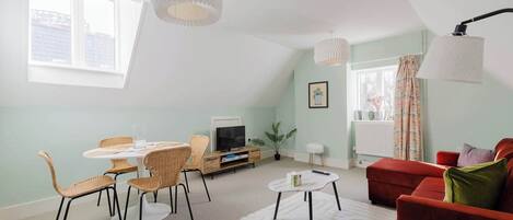 Televisión, oficina