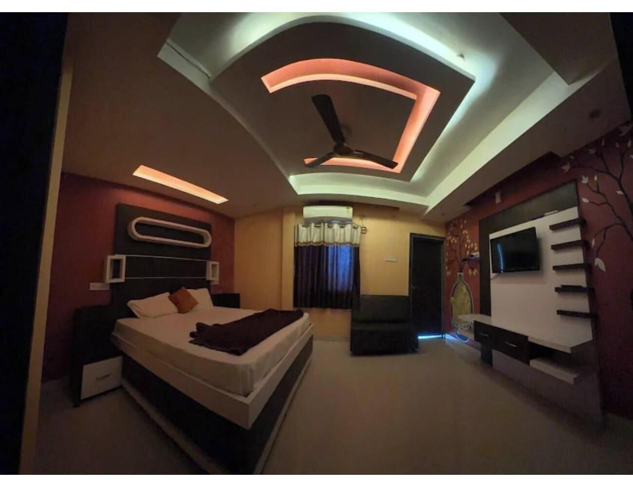 Double Room, City View