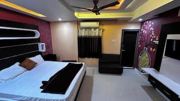 Phòng đôi, quang cảnh thành phố | Truy cập Internet không dây miễn phí, bộ trải giường