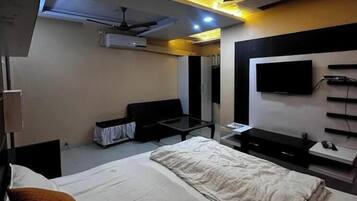 Double Room, City View | Free WiFi