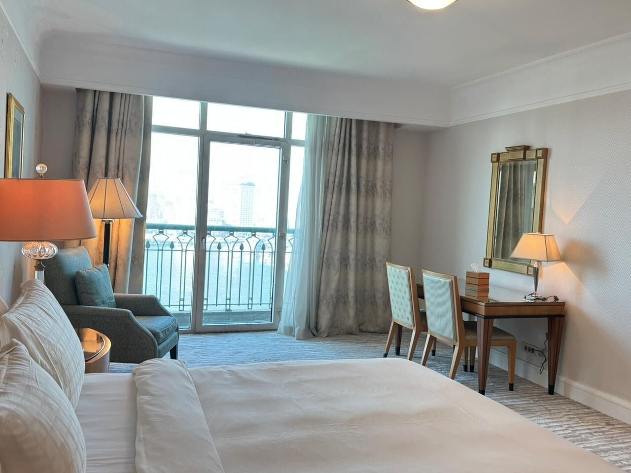 In-room safe, blackout drapes, free WiFi