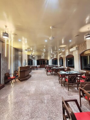Restaurant - Magico Do Mar Beach Resort (Una)