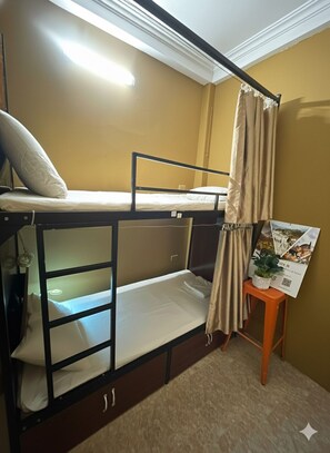 غرفة عائلية