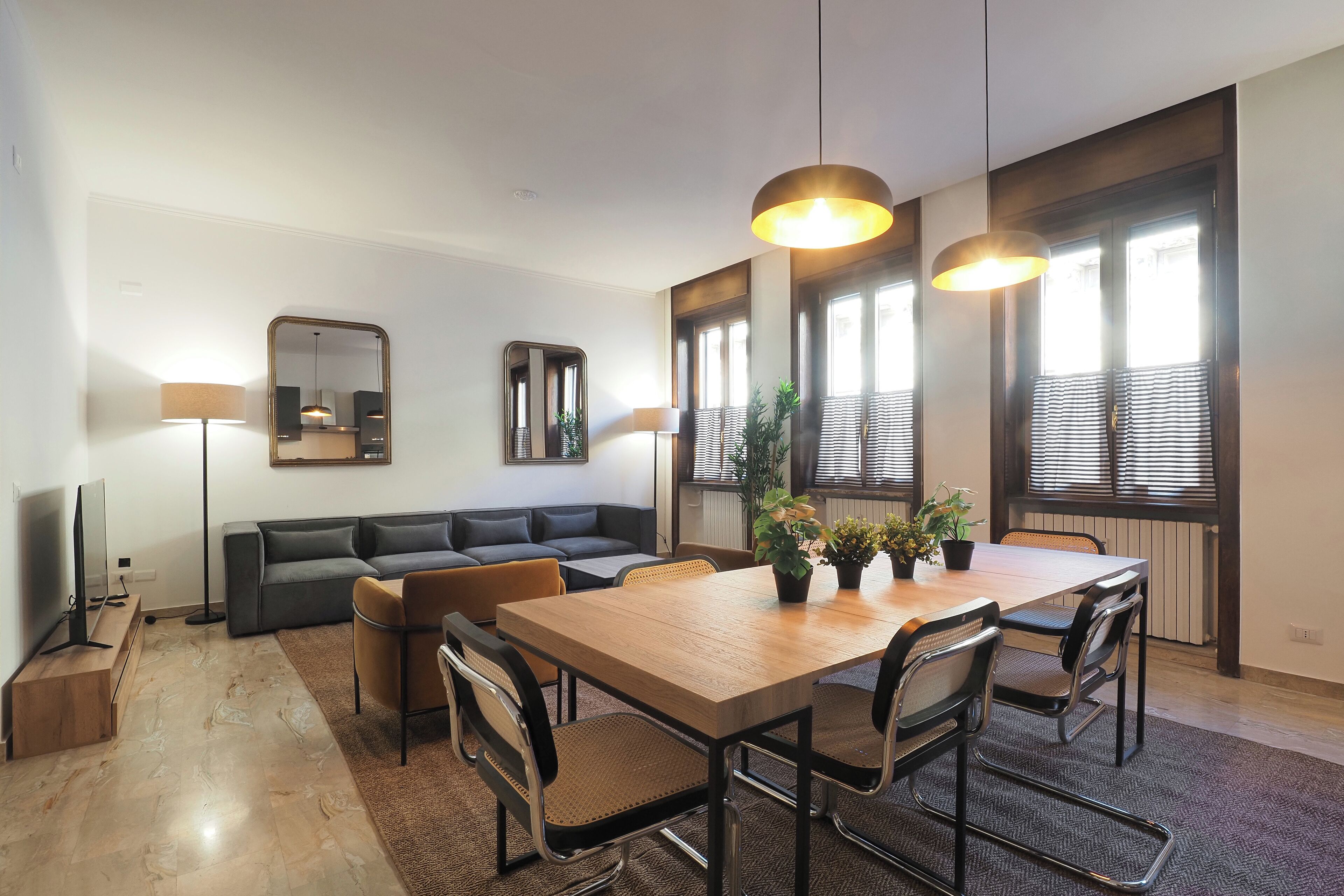 Three-bedroom apartment, Via Dogana 3 | Wohnbereich