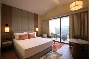Deluxe Double Room with Balcony