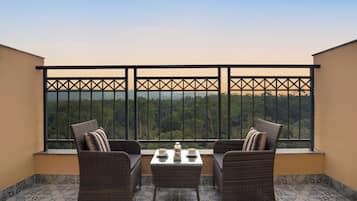 Deluxe Double Room with Balcony | Balcony