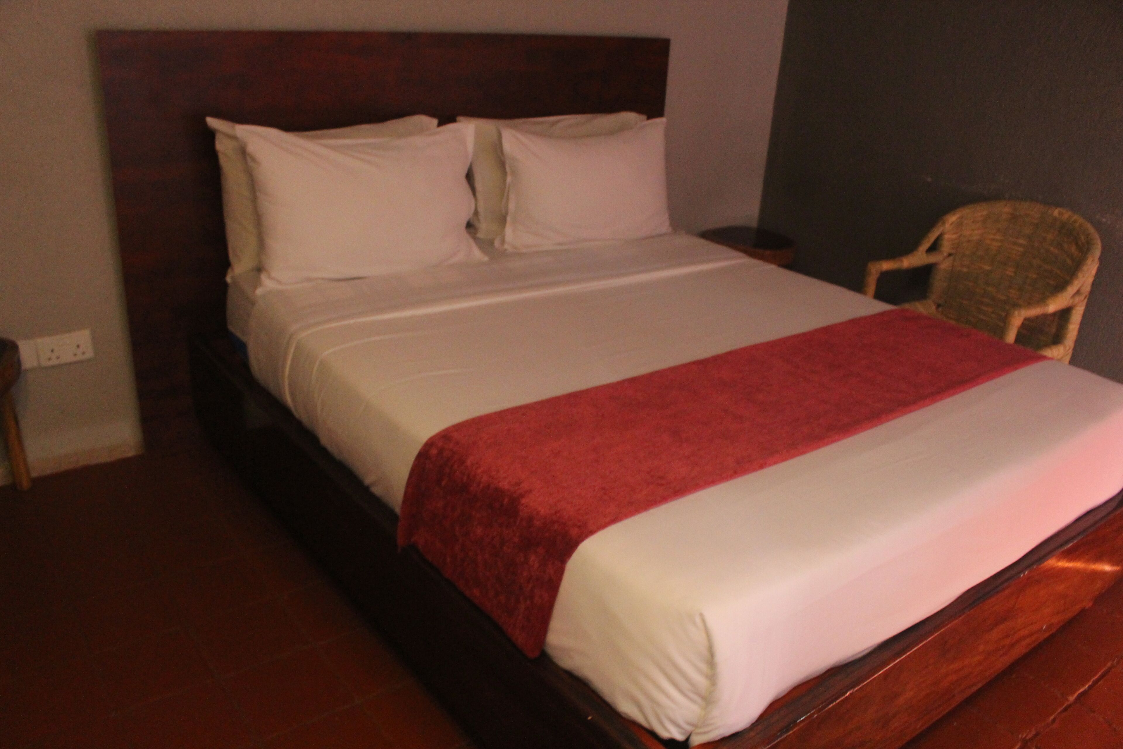 Ropa de cama de alta calidad y colchones con acolchado adicional