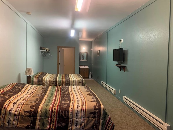 Acceso a internet y ropa de cama