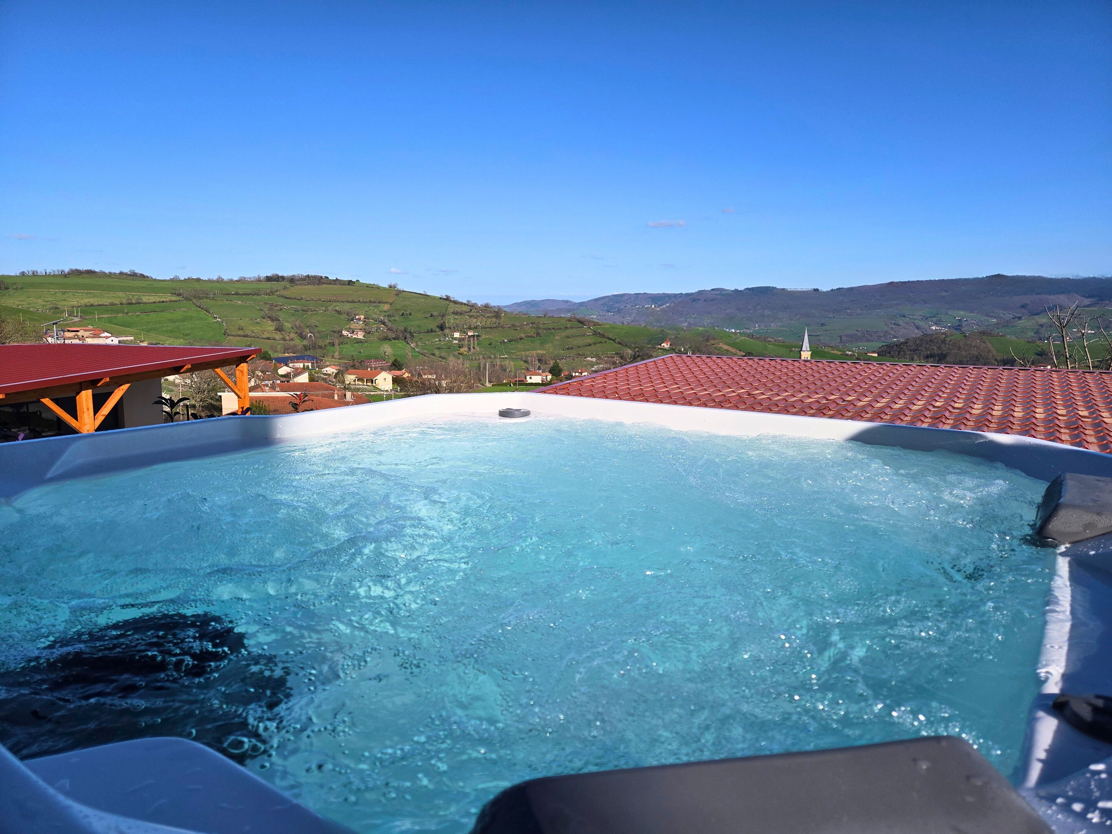 Bain à remous extérieur