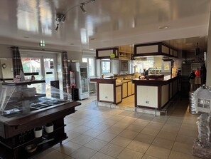 Reception - Le Reflet des Torches (Lacq)