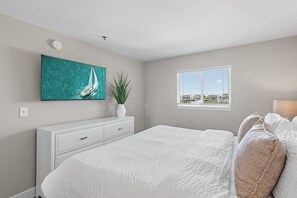 2 bedrooms, iron/ironing board, free WiFi, bed sheets - Windancer 403 -New Listing Specials! Gulf Front, Free Beach Svc, Pool, Views! (Destin)