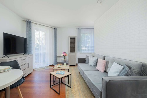 Bright Apartment in Miedzyzdroje | Balcony, close to the beach