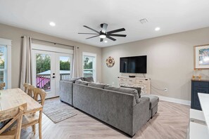 تلفزيون، مكتب