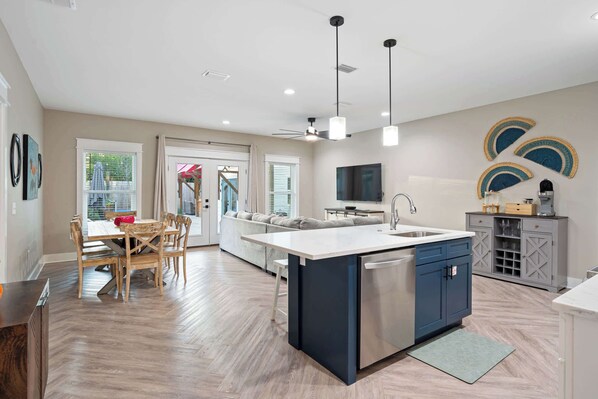 Interior - Golden Rule Retreat + Studio | Pool • Pickleball (Panama City Beach)