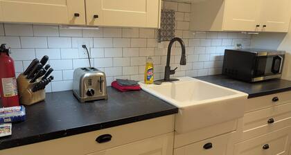 Harmony Family Estate
A Beautiful 5-bedroom house in Wilmington for your group