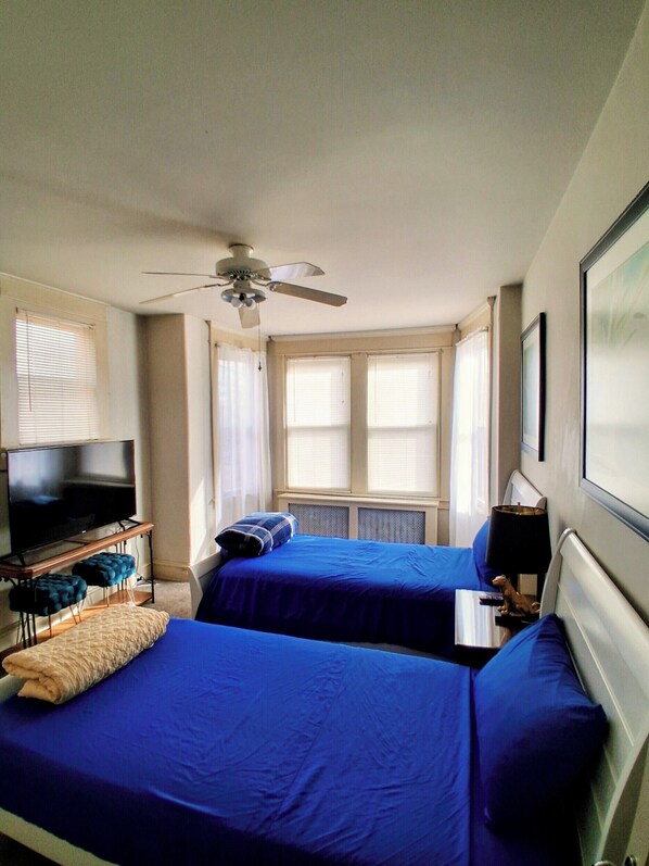 5 makuuhuonetta, silitysrauta/-lauta, Wi-Fi, vuodevaatteet