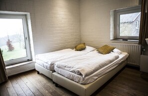 5 chambres, Wi-Fi gratuit, draps fournis