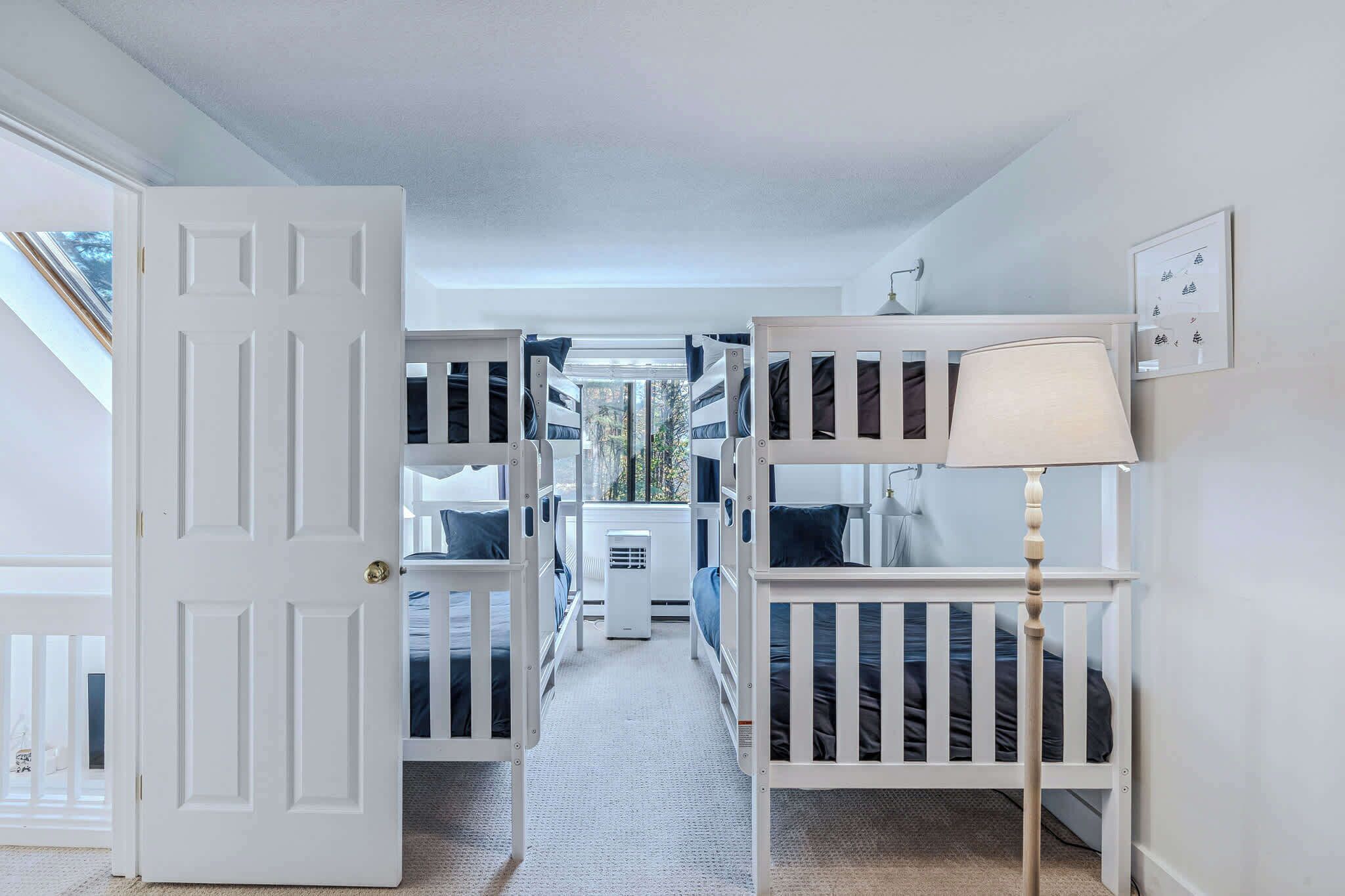 3 soverom, strykejern/-brett, wi-fi og sengetøy