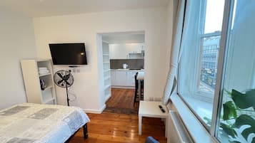 1 bedroom, iron/ironing board, WiFi, bed sheets