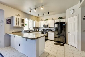 Hus (3 Bedrooms) | Innvendig