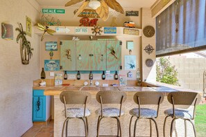 House (3 Bedrooms) | Interior - Outdoor Entertainment Area! Relaxing Phoenix Home (Phoenix)