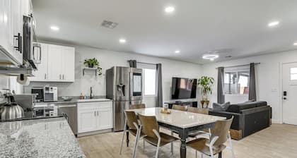 Hike, Golf & Explore: Pet-friendly Phoenix Casita!