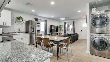 Casa (3 Bedrooms) | Parte interna