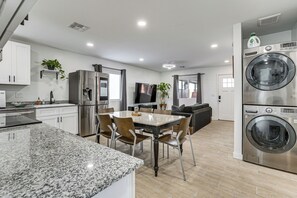 Hus (3 Bedrooms) | Innvendig