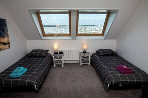 2 soverom, strykejern/-brett, reiseseng for barn og wi-fi (inkludert)