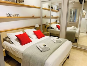 1 bedroom, iron/ironing board, travel cot, free WiFi