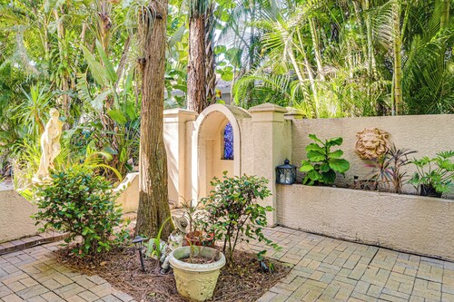 3 Mi to 5th Ave South: Quiet Getaway w/ Garden