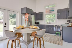 Interior - Fish, Boat & Unwind: Gem 6 Mi to Gulf Shores Beach (Gulf Shores)