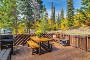 Apartment (2 Bedrooms) | Front of property