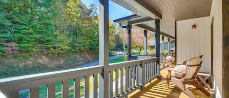 House (6 Bedrooms) | Interior