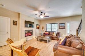 บ้านพัก (6 Bedrooms) | ภายใน